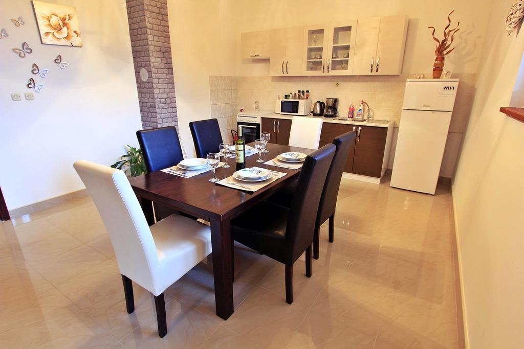 Priska Apartment Kaštela Εξωτερικό φωτογραφία